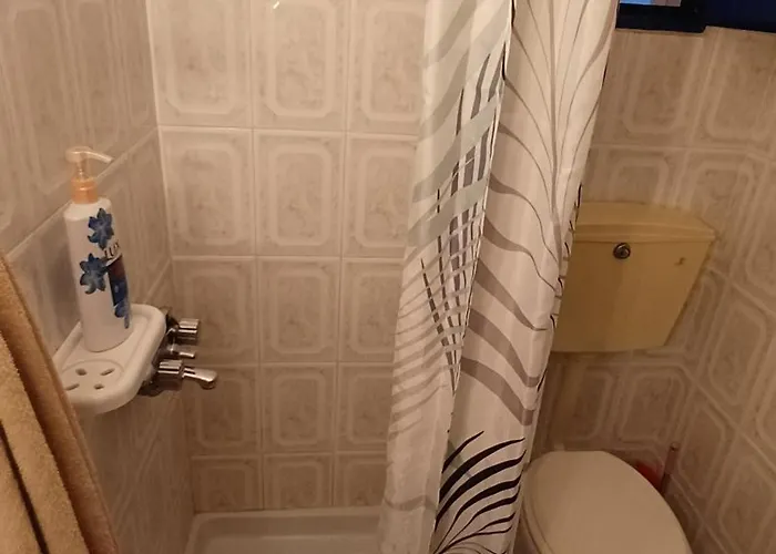 Lerian House بيت للعطل Lakkíon